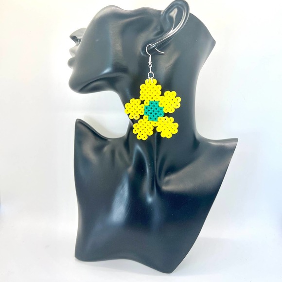 Large Flower Earrings - Summer Earrings - Spring Earrings - Perler Earrings - Picture 6 of 8